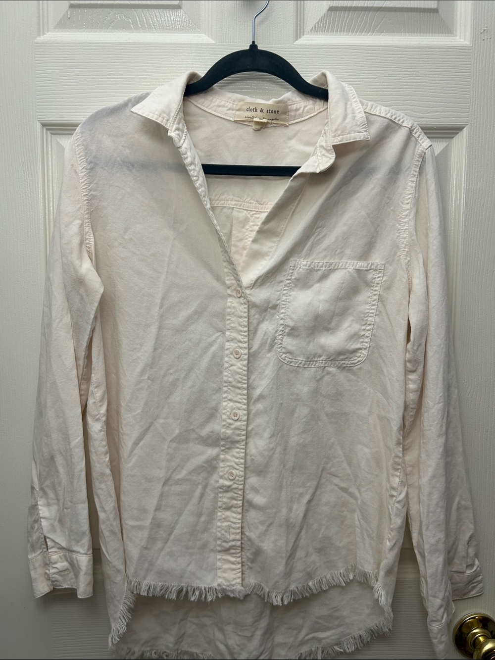 cloth & stone Women’s Button-Down Shirt with Frayed Hem